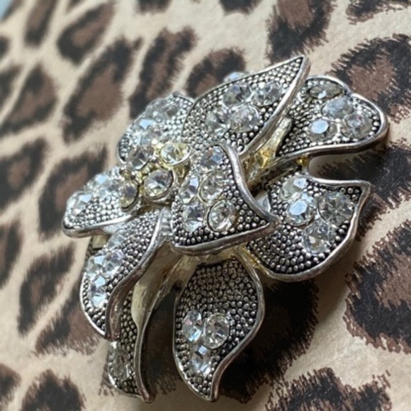 VINTAGE LIZ CLAIBORNE *HP* Floral Brooch - Picture 4 of 7